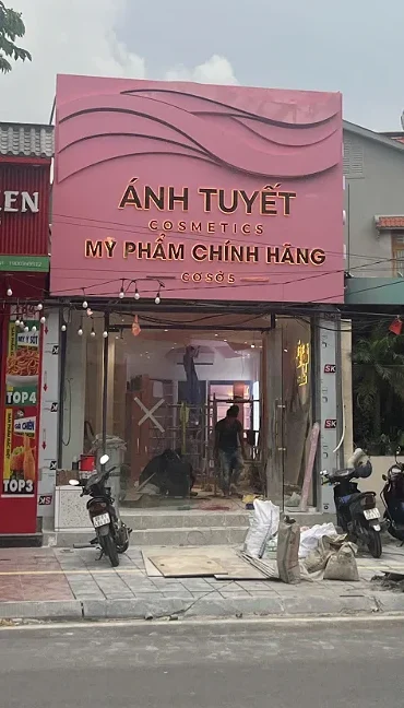 Thiết kế – Thi công – Hoàn Thiện Nội thất Showroom Mỹ Phẩm Ánh Tuyết – Hải Dương