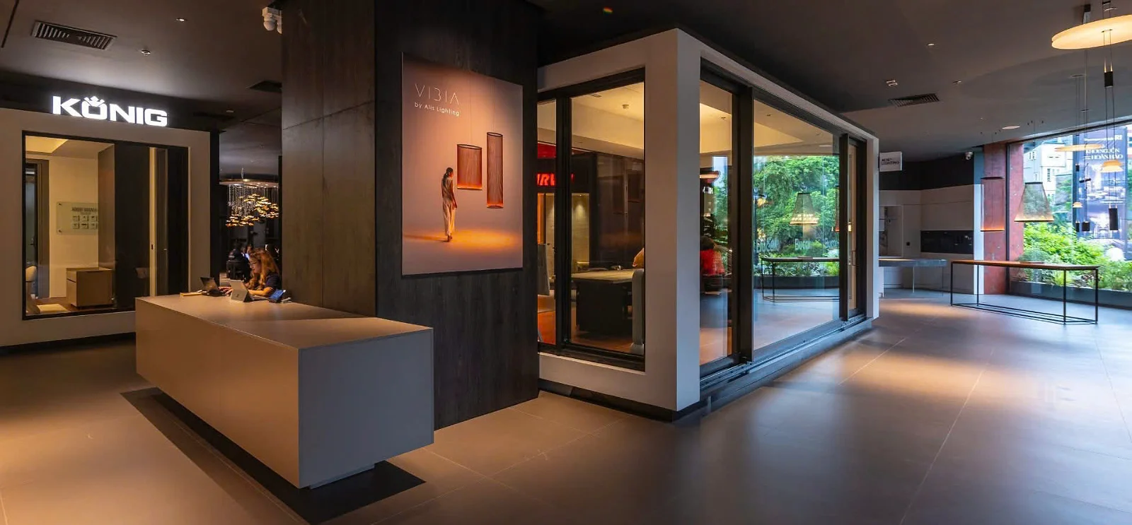 Cung cấp – Thiết kế – Thi Công Dự án Showroom Nội Thất