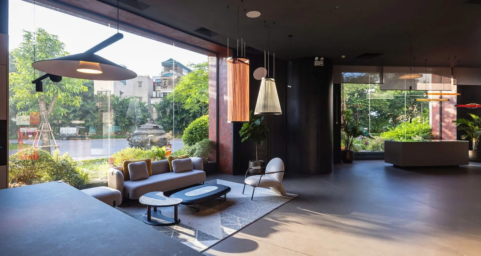 Cung cấp – Thiết kế – Thi Công Dự án Showroom Nội Thất